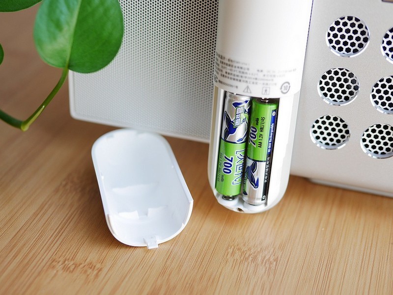 小米不光发布了全面屏MIX 2 还有为发烧而生的米家iHealth体温计