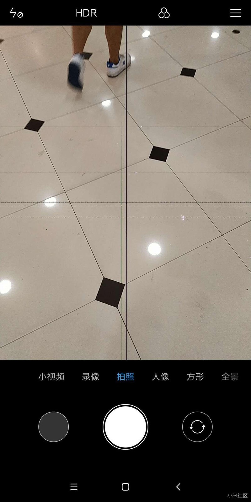 相机中出现莫名十字叉
