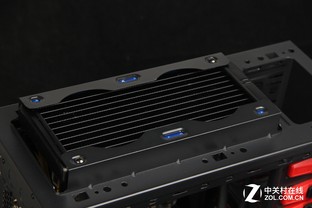 进击的加农炮 游戏悍将霸道1机箱评测