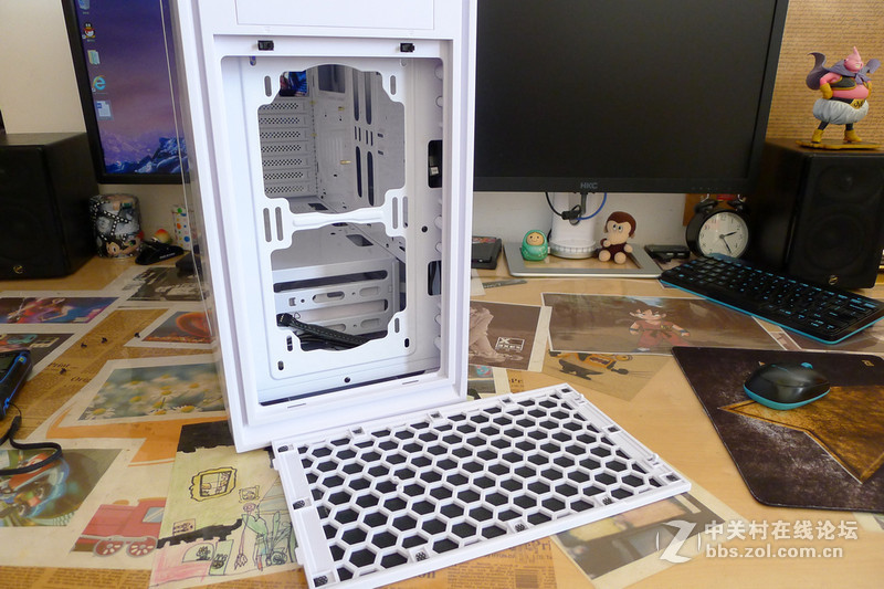 大空间首选，先马泰坦机箱装机作业