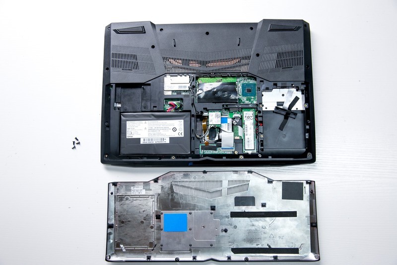 火影地狱火X6拆机 升级内存硬盘教程