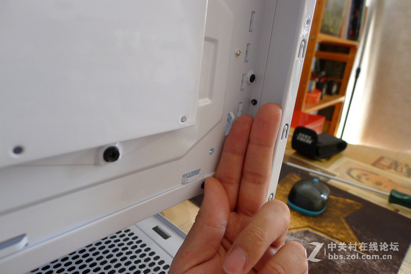 大空间首选，先马泰坦机箱装机作业