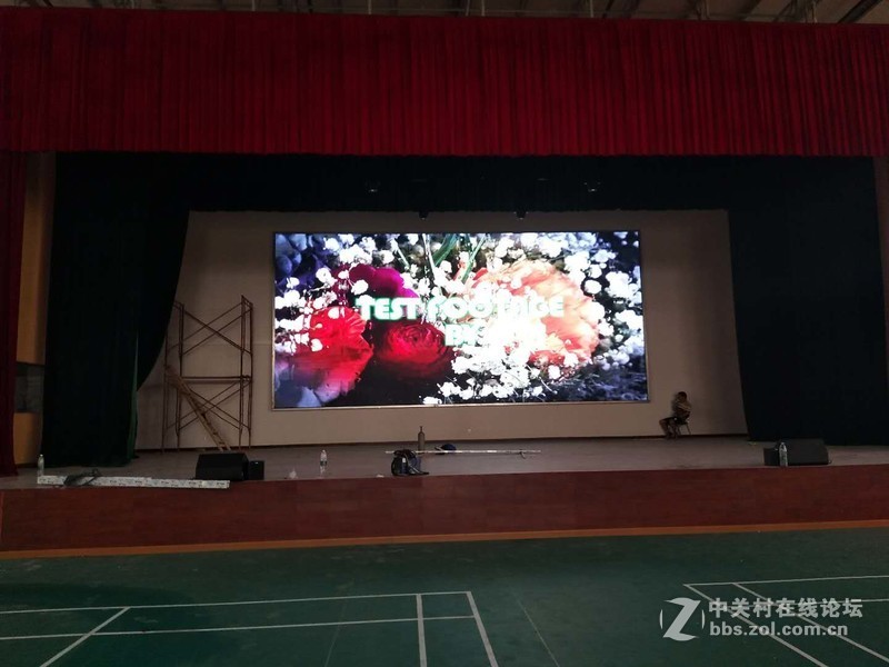 祝贺西亚视讯学校礼堂、体育馆、教学楼LED户内外全彩显示屏安装调试成功