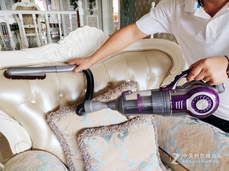 让男人也爱上了快乐清洁——莱克魔洁M85 Plus 立式|手持无线吸尘器新玩法（视频）