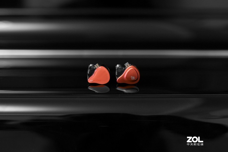 配置调音两手抓，只做动铁的NFAudio用NA1打破自己的两项纪录