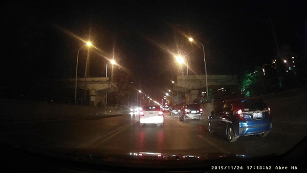 快译通Abee M6高清行车记录仪之三——简单拍照