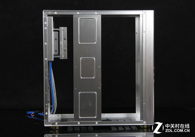 航嘉冷静王冰河机箱系列皆为精品