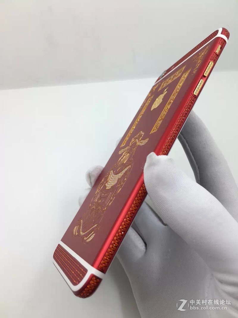 晒手机壳，最新更换的手机机壳，新年就该红红火火的。。。