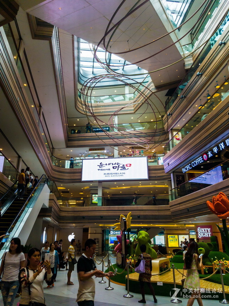 星空体育平台S7 edge JPG直出和RAW转JPG后的对比