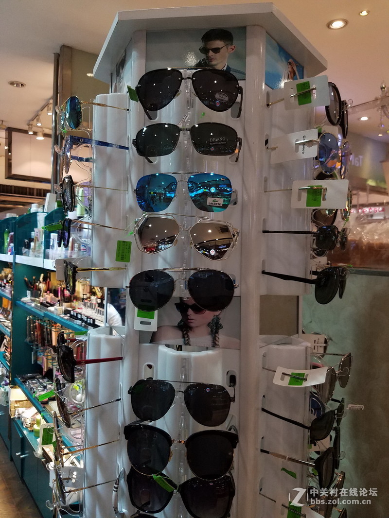 星空体育平台S7 edge JPG直出和RAW转JPG后的对比