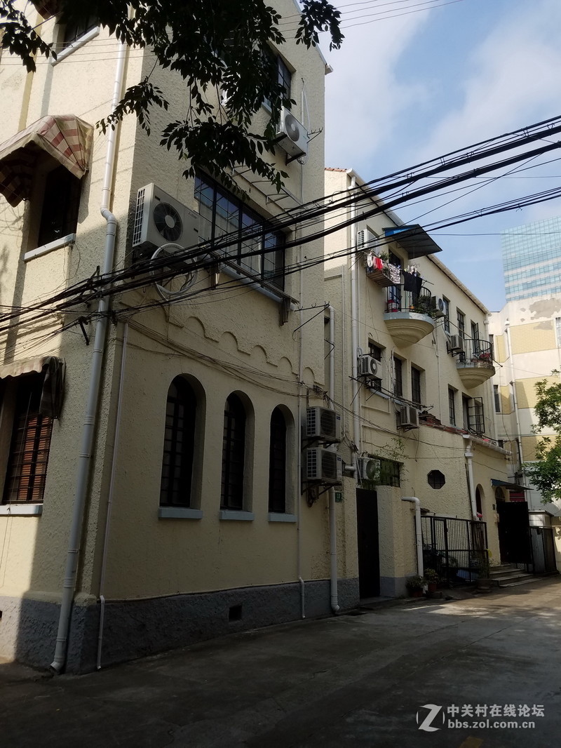 星空体育平台S7 edge JPG直出和RAW转JPG后的对比