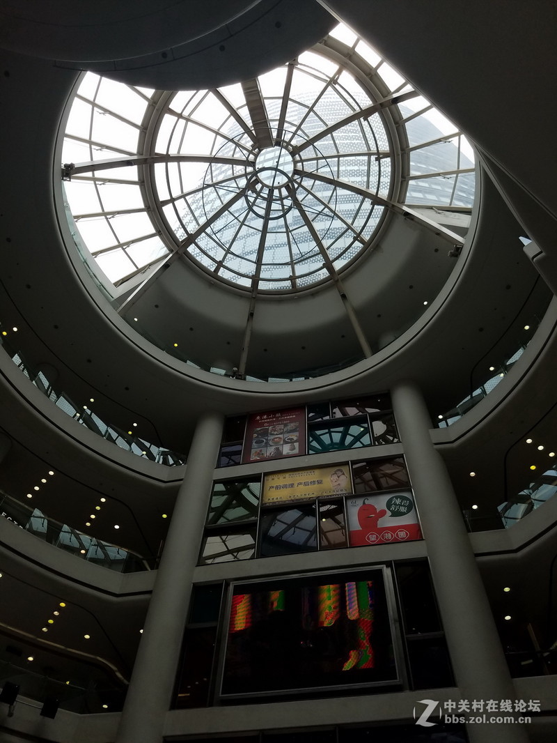 星空体育平台S7 edge JPG直出和RAW转JPG后的对比