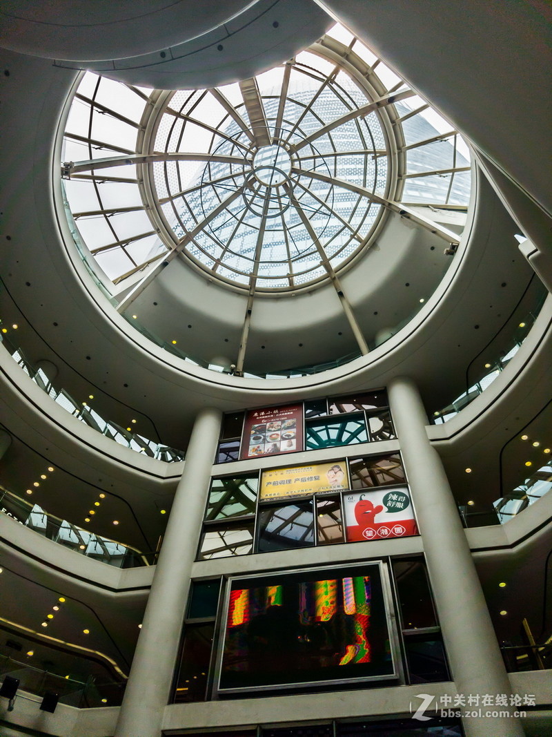 星空体育平台S7 edge JPG直出和RAW转JPG后的对比