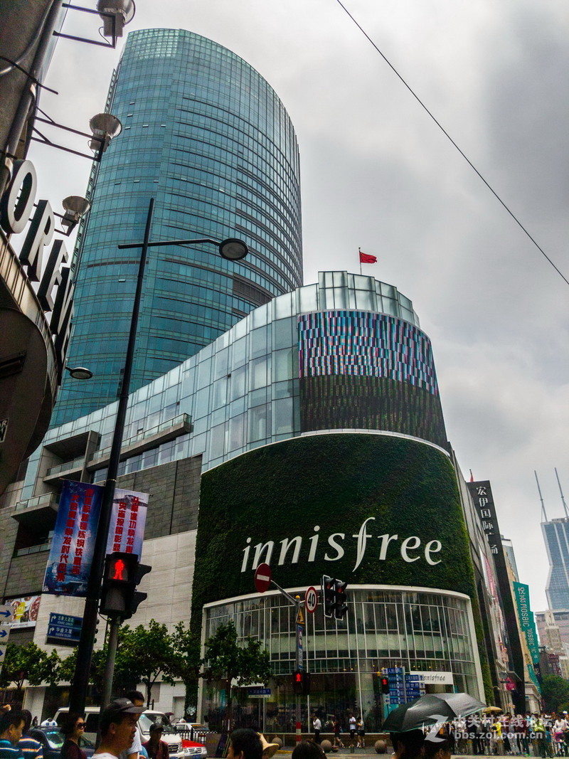 星空体育平台S7 edge JPG直出和RAW转JPG后的对比