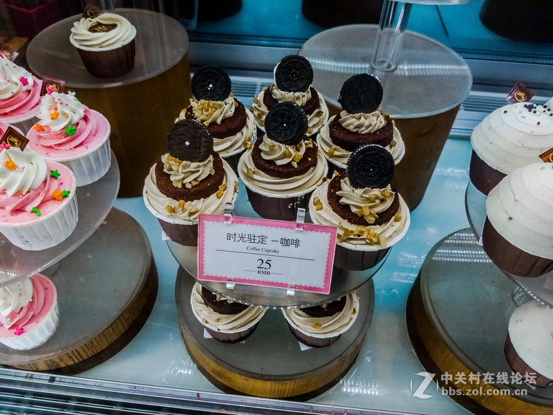 星空体育平台S7 edge JPG直出和RAW转JPG后的对比