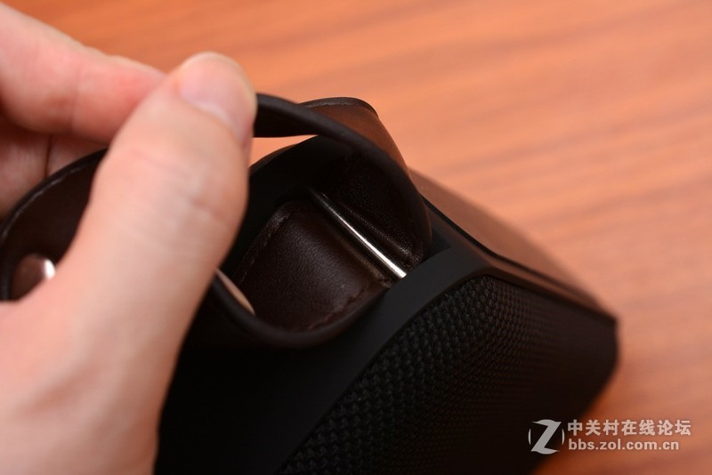 音质优良功能丰富，体验朗琴M550手提式时尚蓝牙音响