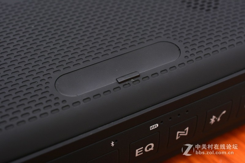 音质优良功能丰富，体验朗琴M550手提式时尚蓝牙音响