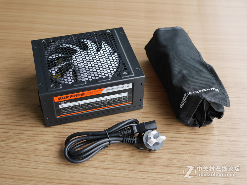 游戏悍将SURPASS SP500全模组500W电源四奶机入手安装