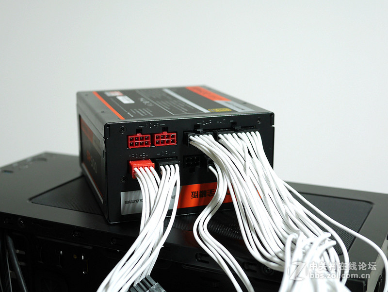 游戏悍将SURPASS SP500全模组500W电源四奶机入手安装