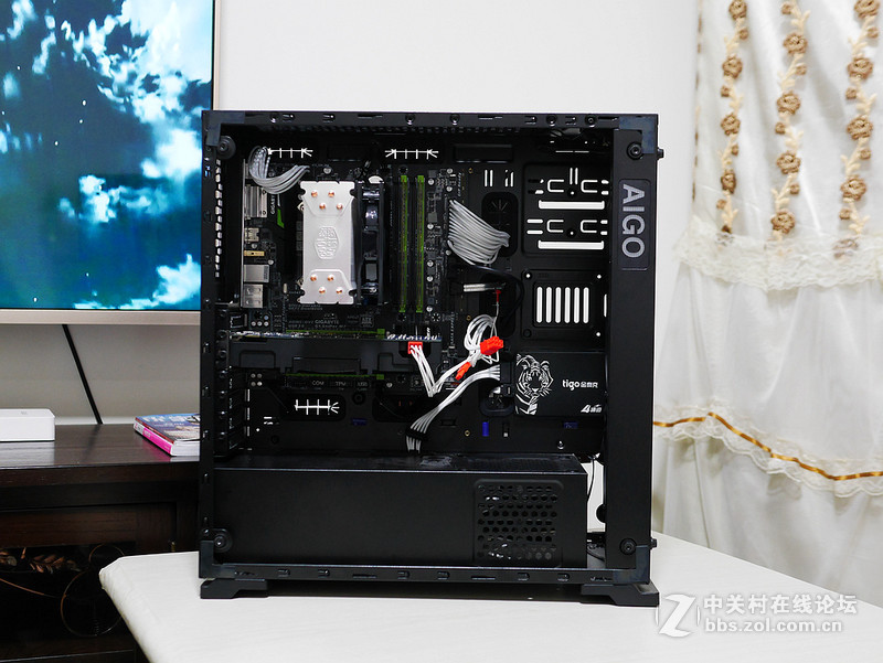 游戏悍将SURPASS SP500全模组500W电源四奶机入手安装