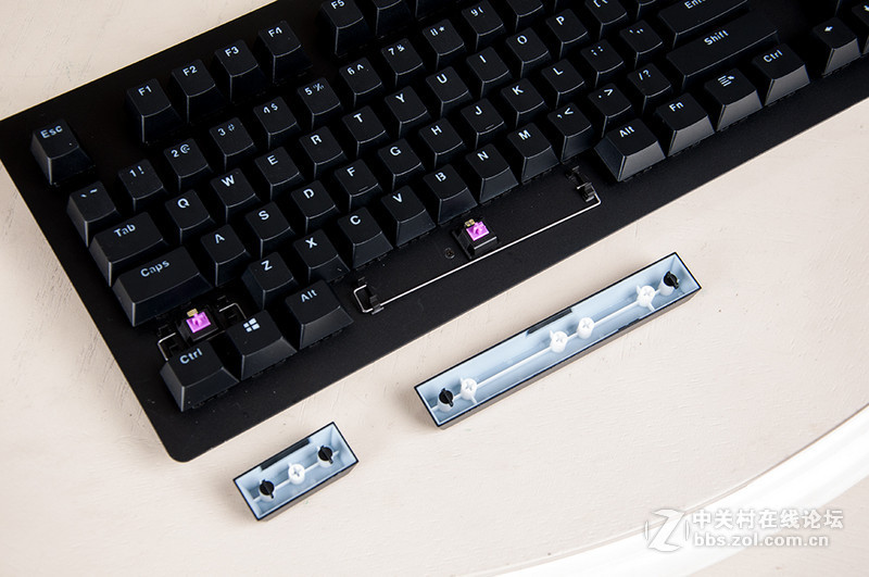 一键多轴，异极战魔者可换轴机械键盘体验！