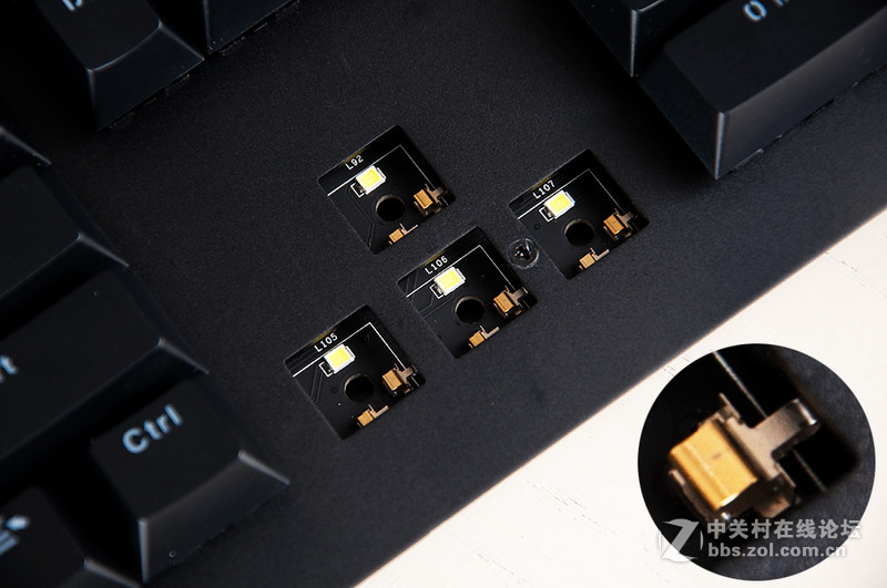 一键多轴，异极战魔者可换轴机械键盘体验！