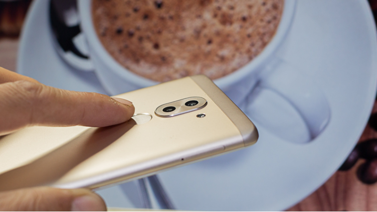 指纹双摄荣耀畅玩6X让你体验不一样的手机摄影