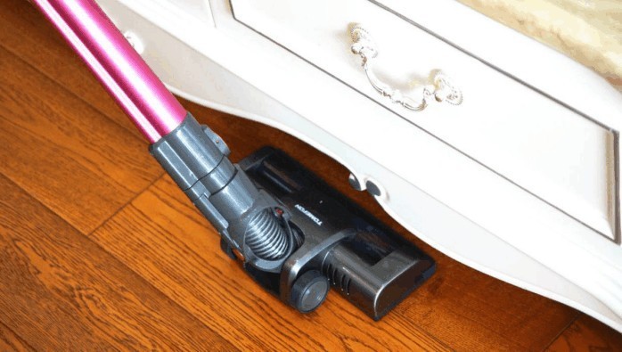 强劲吸力将所有灰尘垃圾一扫而光 斐纳无线手持吸尘器评测