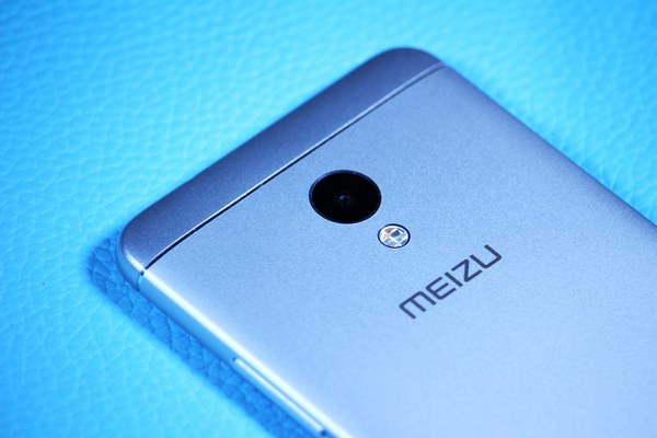 千元机里面的最佳颜值手机魅蓝5S评测