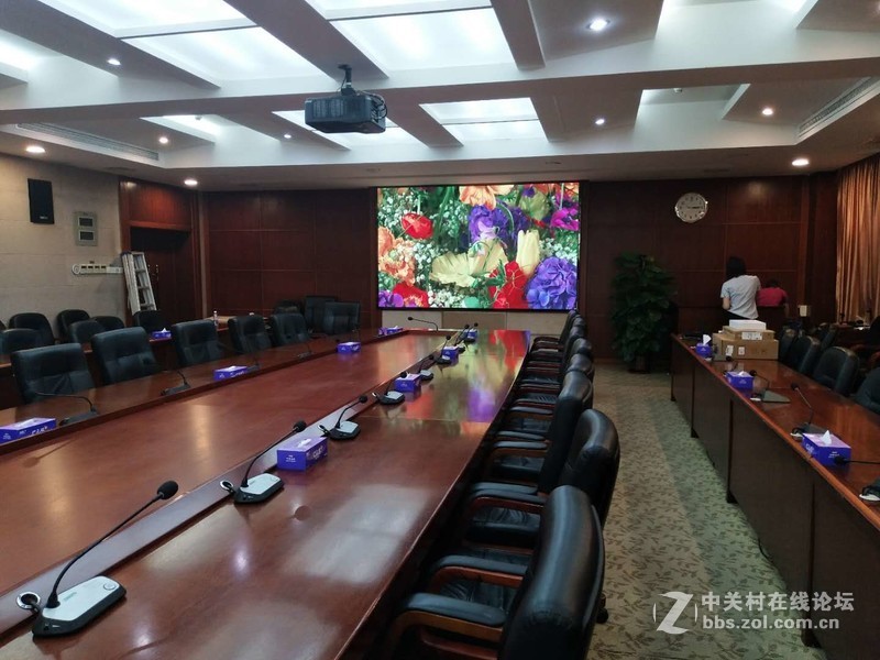 室内全彩LED显示屏、P2.5户内全彩LED显示屏调试安装验收合格