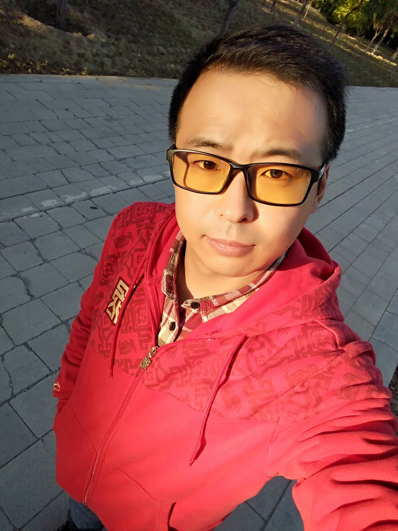 安卓小王子惊艳来袭——小米4C上手体验（by：西城秋色）