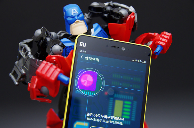 安卓小王子惊艳来袭——小米4C上手体验（by：西城秋色）