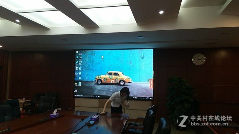 室内全彩LED显示屏、P2.5户内全彩LED显示屏调试安装验收合格