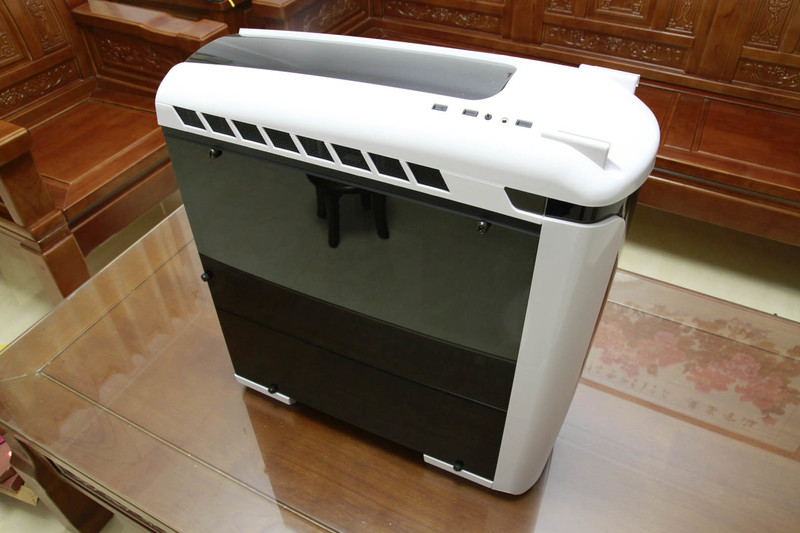 与大时代接轨，上手体验TT和谐号中塔机箱