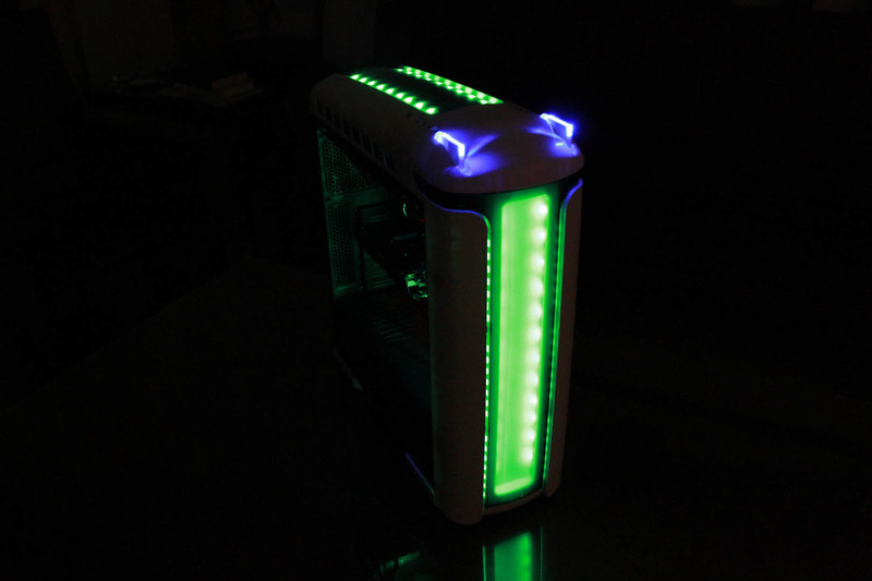 与大时代接轨，上手体验TT和谐号中塔机箱