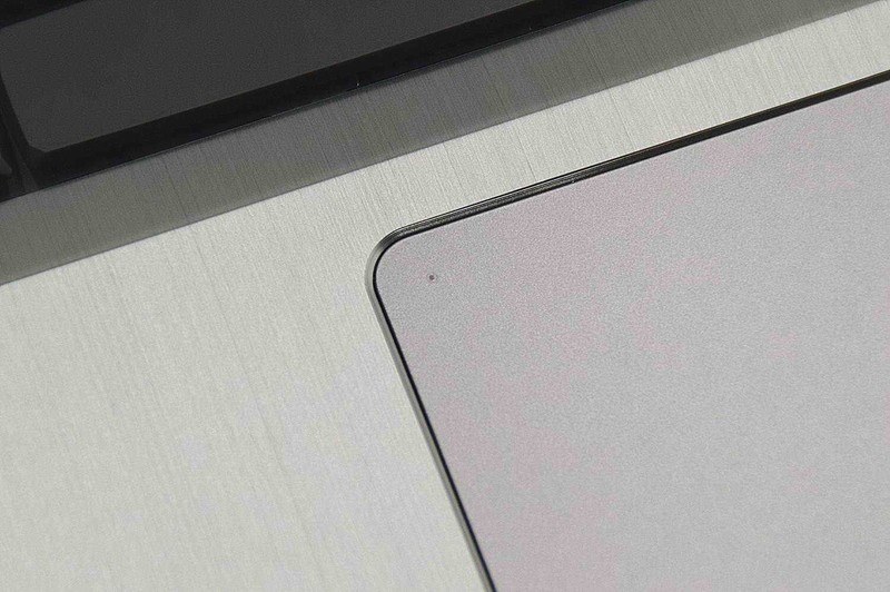 颜值没有名字那么可怕--深海幽灵Z2开箱&外观评测