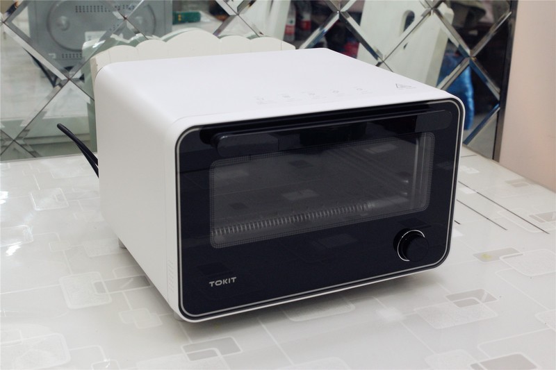 扭扭按按就能完成美食制作？小米有品TOKIT迷你智能电烤箱评测
