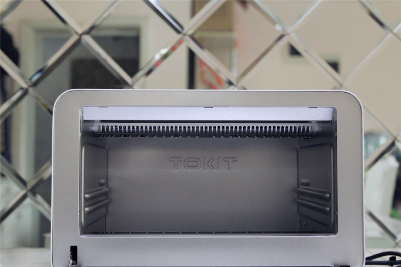 扭扭按按就能完成美食制作？小米有品TOKIT迷你智能电烤箱评测