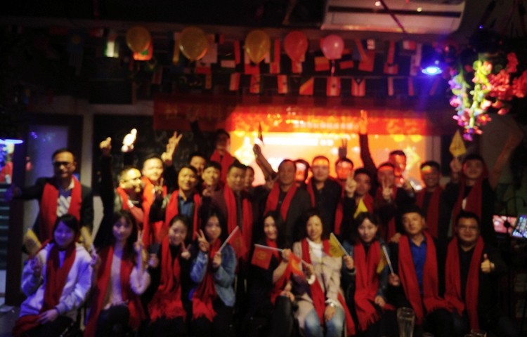 杜拜科技“同心同行，共创未来”年会报道