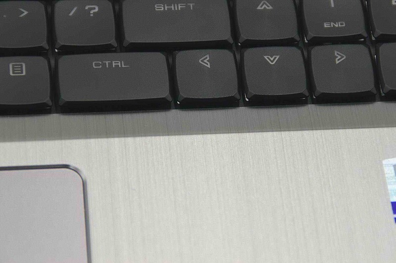 颜值没有名字那么可怕--深海幽灵Z2开箱&外观评测