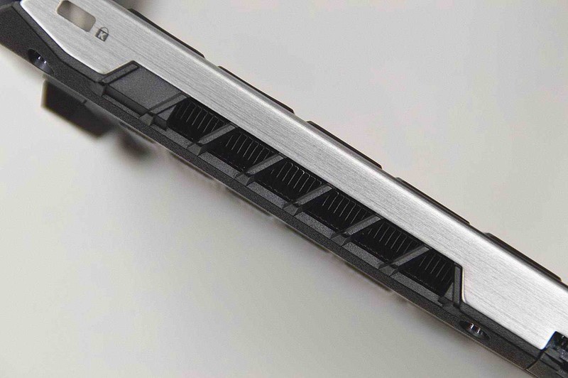 颜值没有名字那么可怕--深海幽灵Z2开箱&外观评测