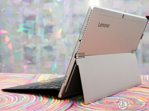 再也不买联想电脑了，联想产品设计缺陷太多，美帝良心想果然名不虚传