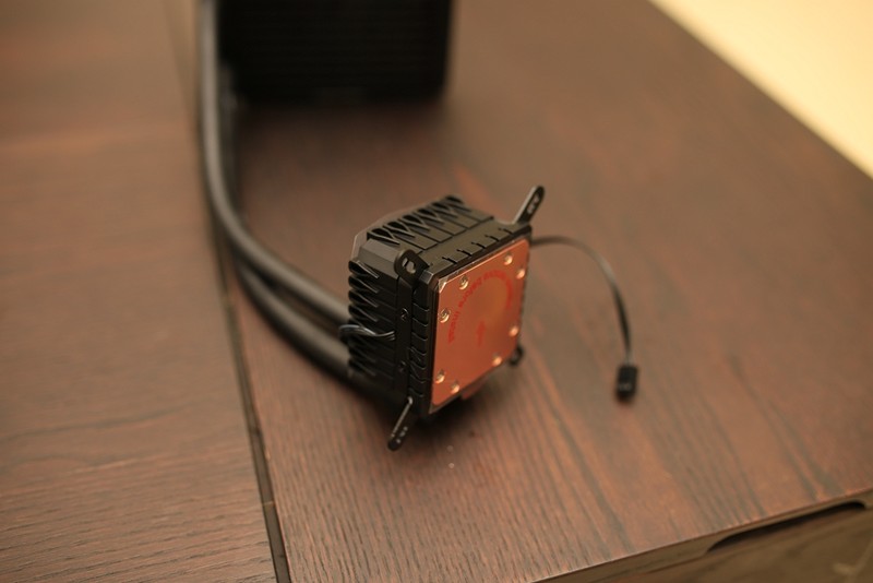 #超频三芯冻120#芯冻120的超频体验，硬件温度尽在掌握