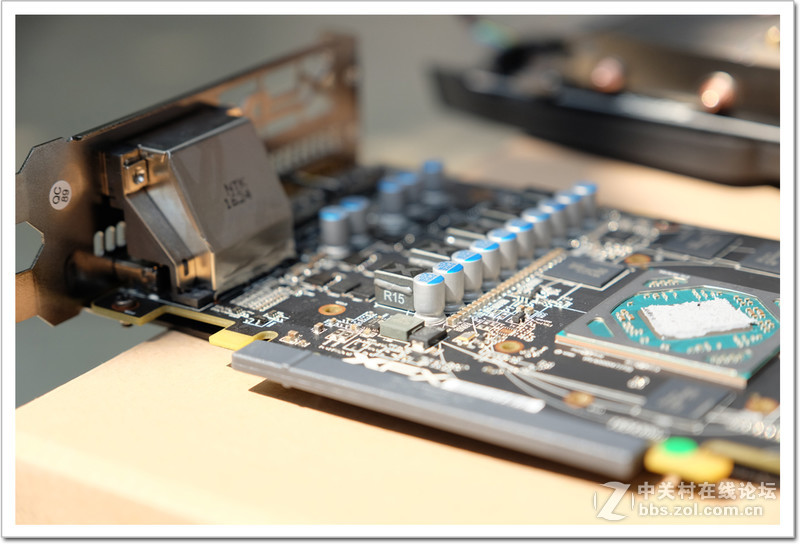 外拍与拆解，北极星 XFX RX480黑狼进化版 显卡开箱