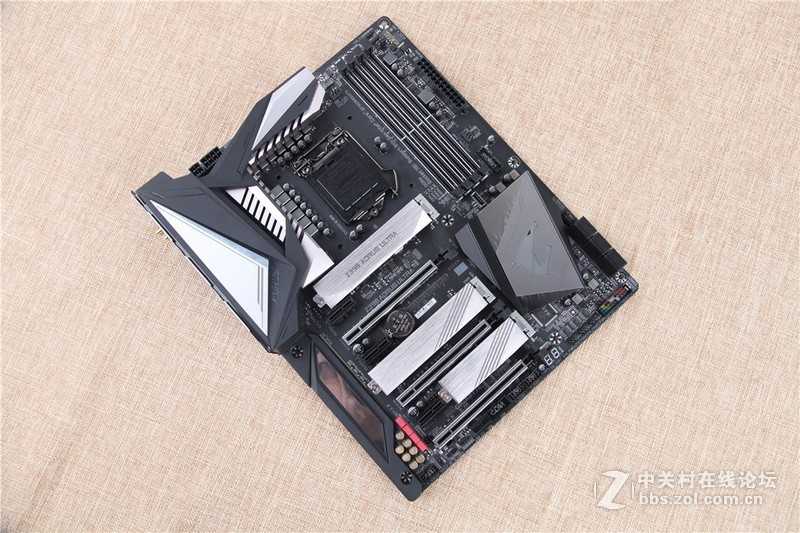 动动手指一分钟，i9-9900K稳定超频5GHz小教程即可到手