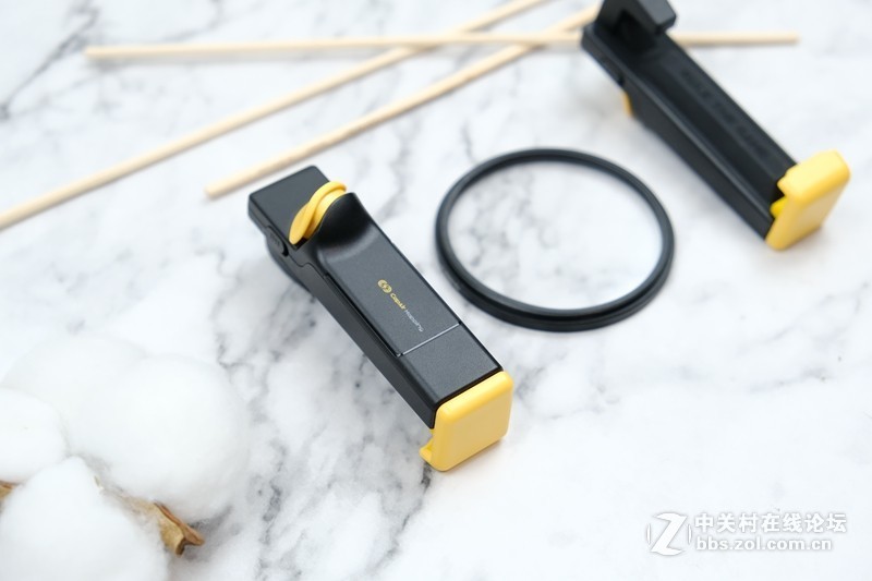 别人家卖9.9元的吃鸡外设，这家居然标价到99元，贵的果然好用！