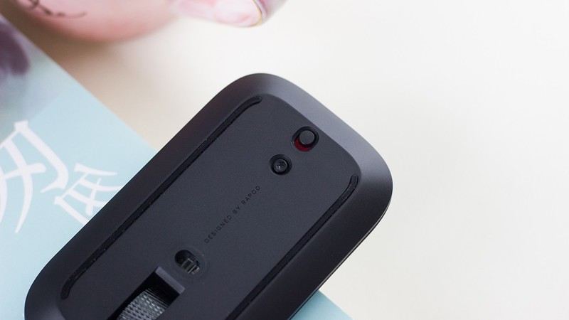 可以无线充电的无线鼠标，雷柏M550体验