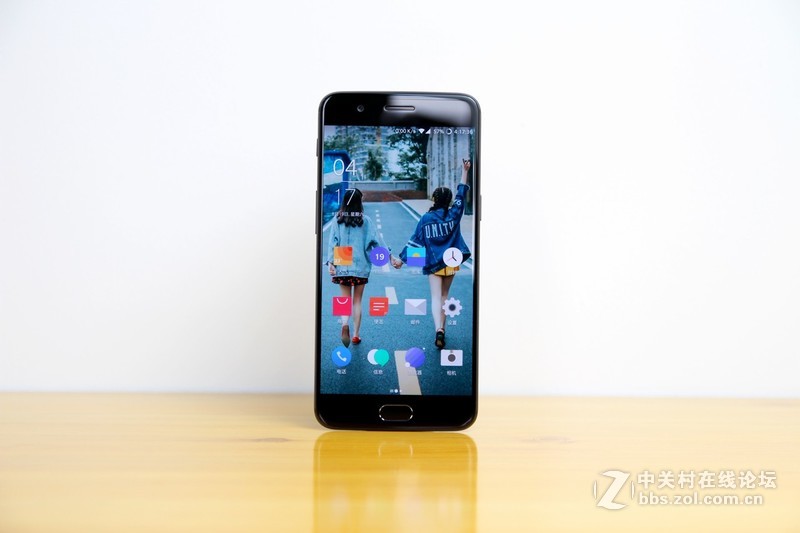 细节不将就这可能是年度最值得体验国产机一加5手机上手