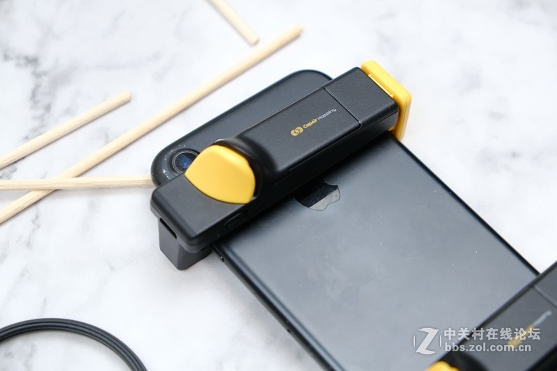 别人家卖9.9元的吃鸡外设，这家居然标价到99元，贵的果然好用！