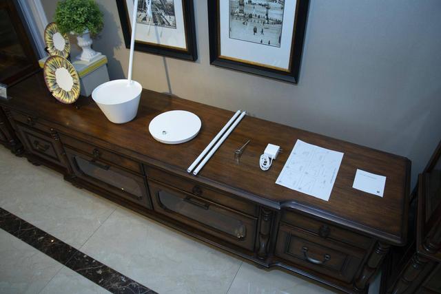 兼容小爱同学和Apple HomeKit，Yeelight星辰落地灯上手体验